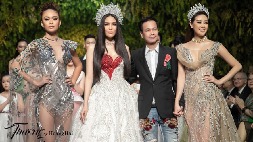 Beauty queens gather for fashion show by designer Hoang Hai in Italy